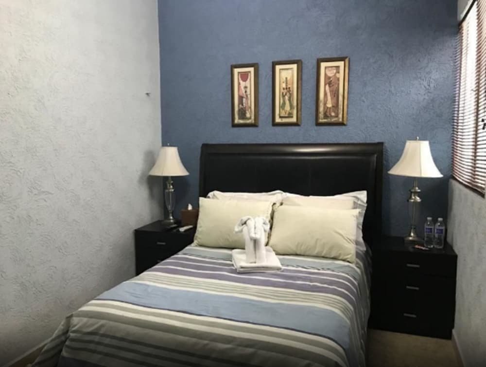 Фото Franks House