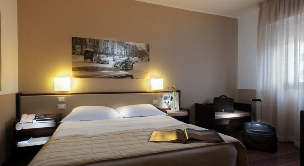 Фото Astoria Palace Hotel