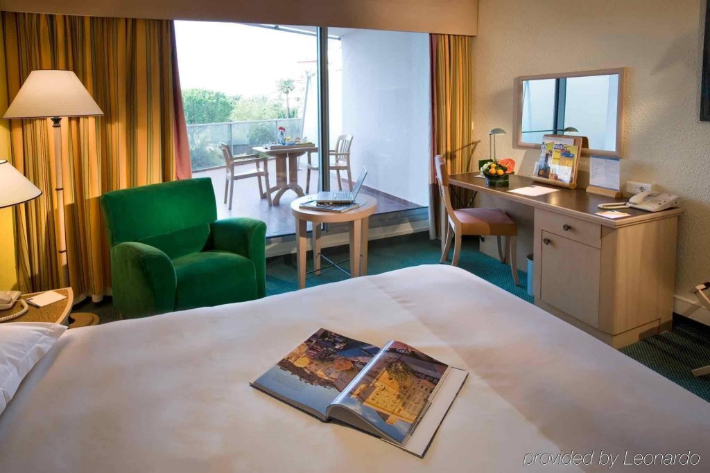 Фото Novotel Cannes Montfleury