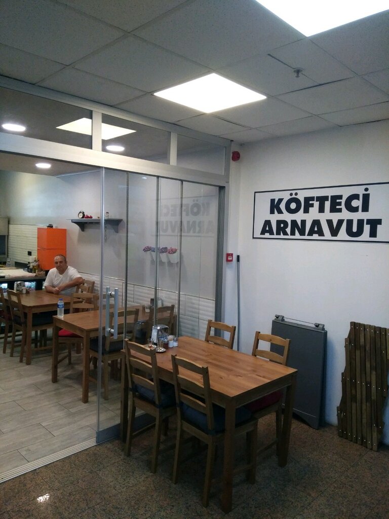 Restoran Köfteci Arnavut, Üsküdar, foto