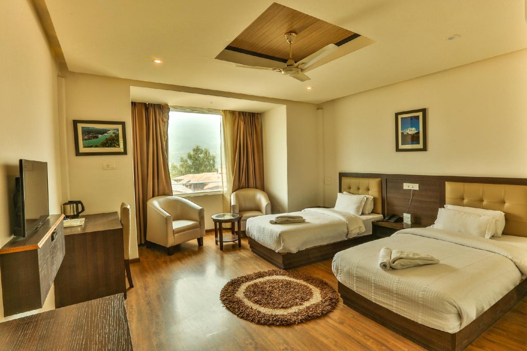 Фото Hotel Vasundhara Palace Rishikesh