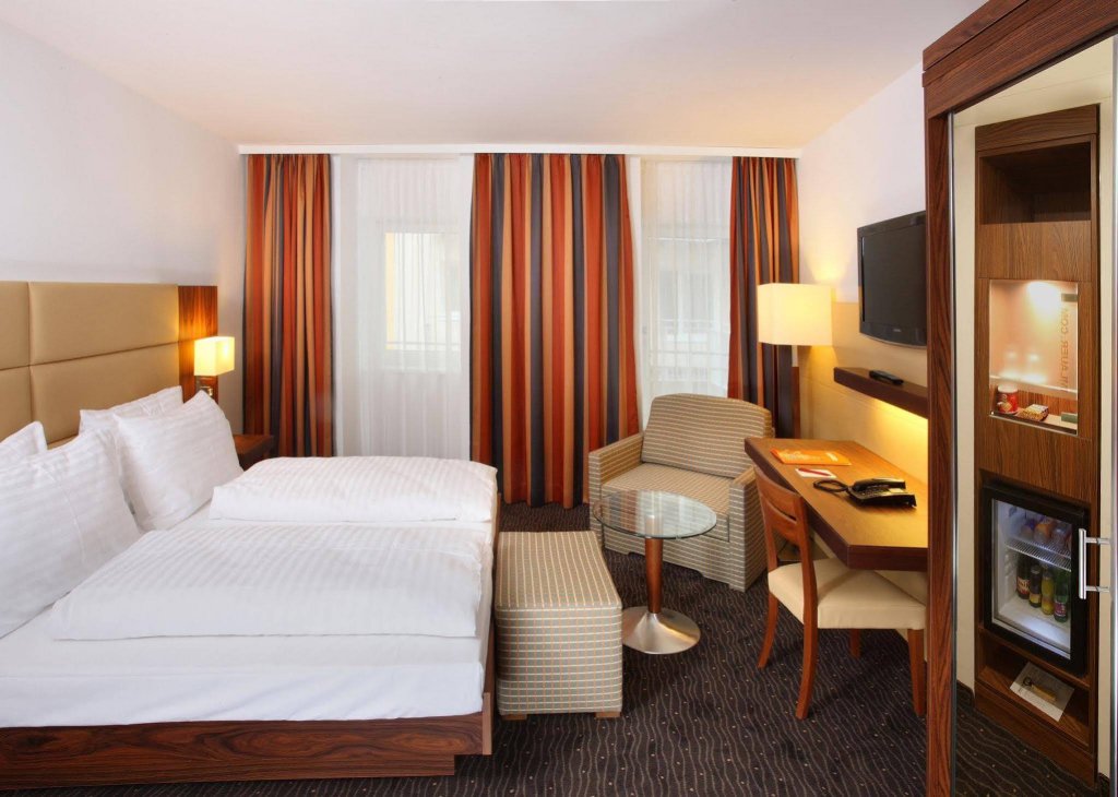 Фото Hotel Imlauer Vienna