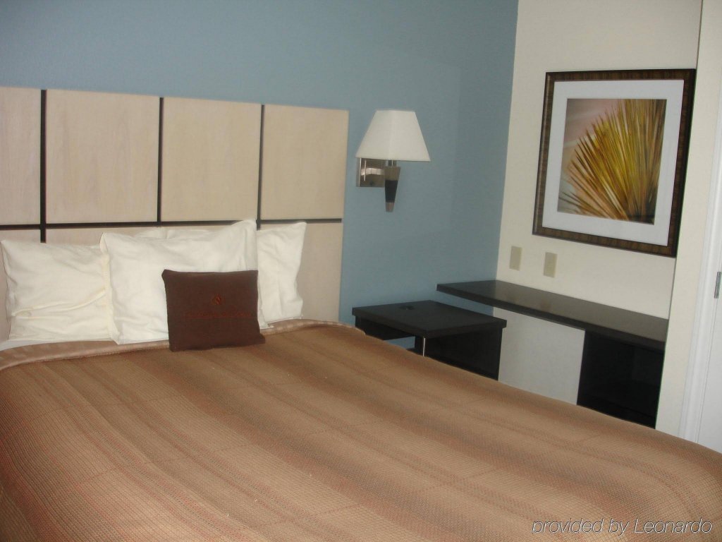 Фото Sonesta Simply Suites Anaheim