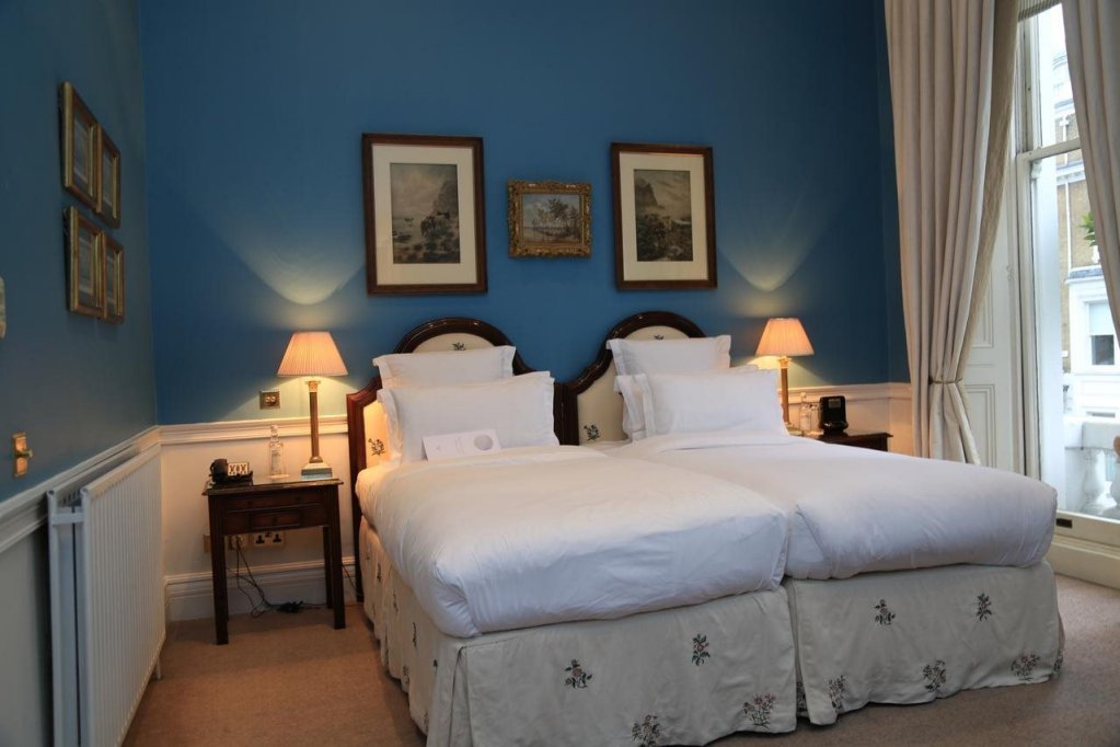 Фото Cranley Hotel London