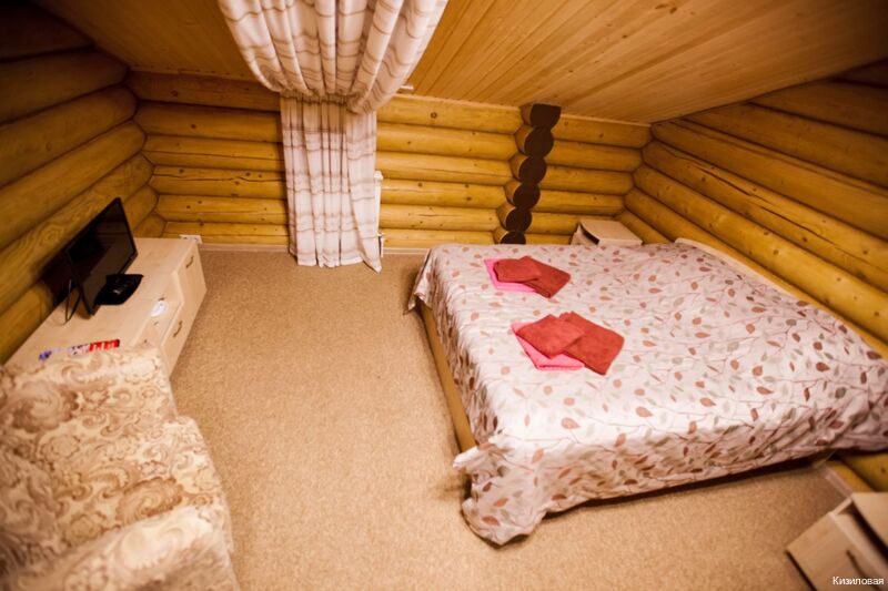 Фото Кизиловая