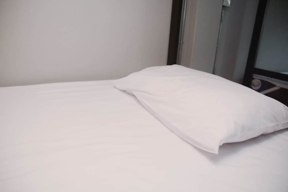 Фото Oyo 1084 Guyasuka Ratchada - Hostel