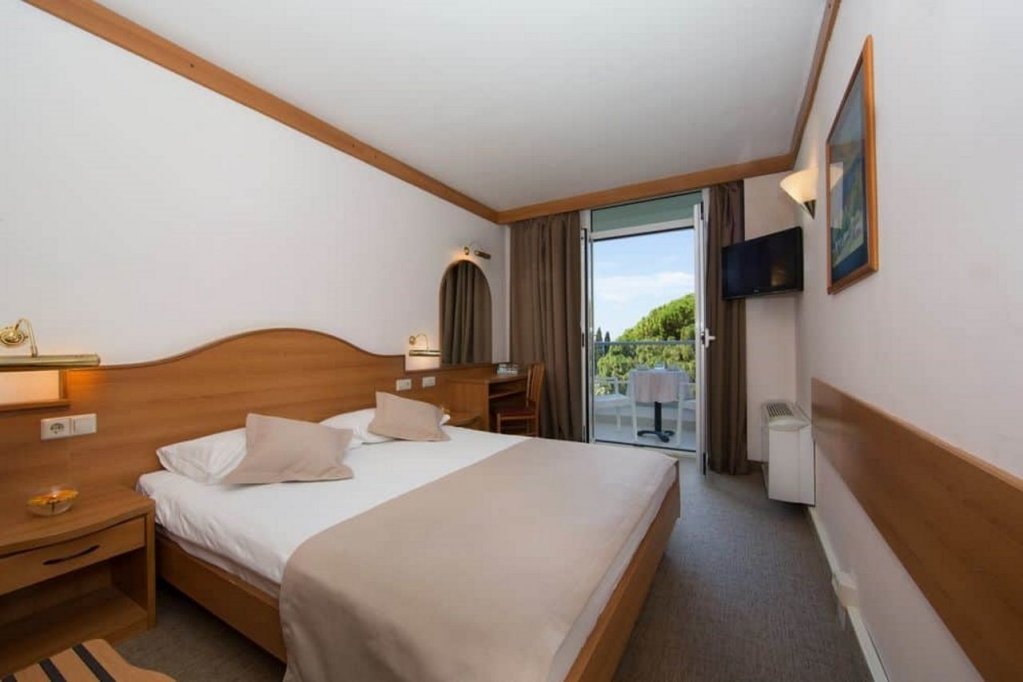 Фото Maistra Select Astarea Hotel