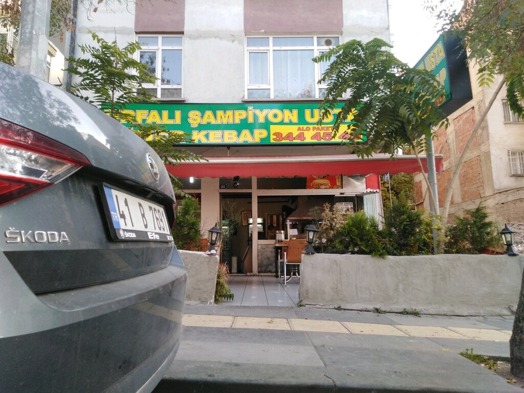 Urfalı Şampiyon Usta Döner Kebap, restoran, Ragıp Tüzün Cad., No24A