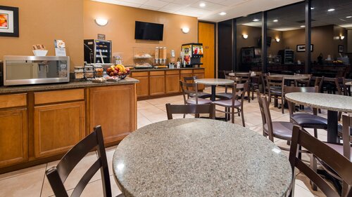 Гостиница Best Western Sterling Hotel & Suites в Шарлотте