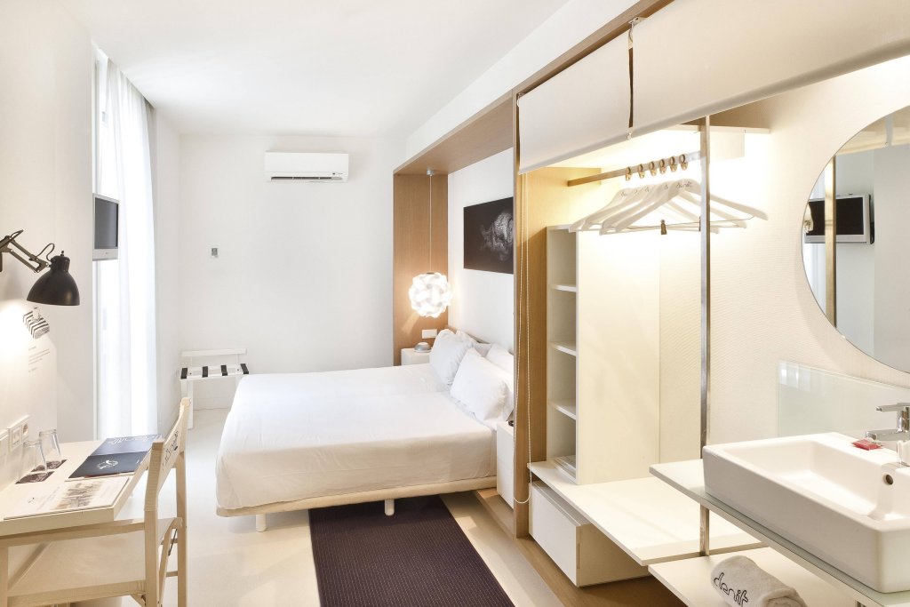 Фото Hotel Denit Barcelona