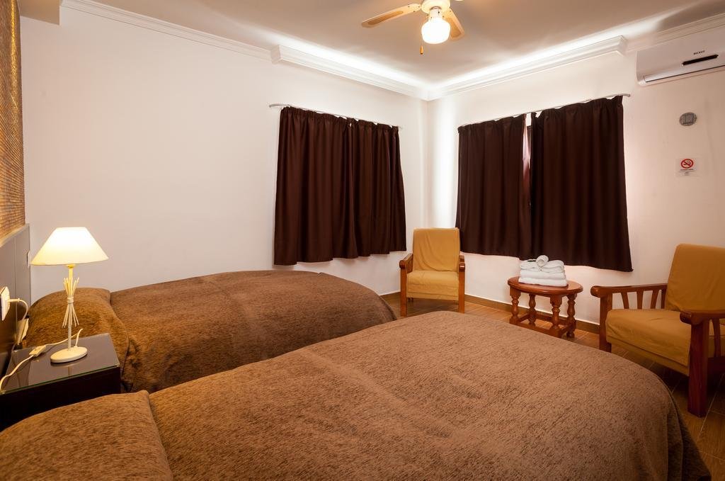 Фото Hostal Casa Mercedes