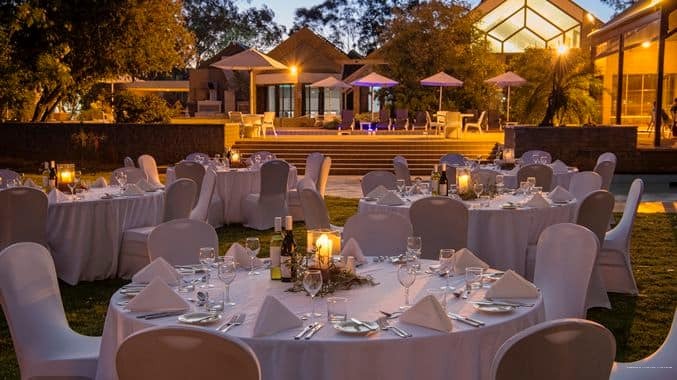 Фото DoubleTree by Hilton Hotel Alice Springs