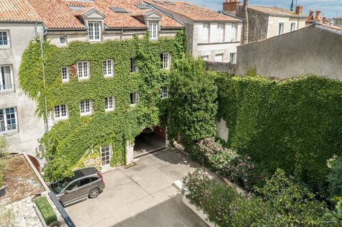 Внешний вид отеля La Résidence de France в Ле Рошели, фото 1