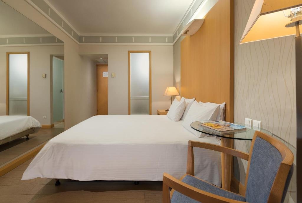 Фото Central Athens Hotel