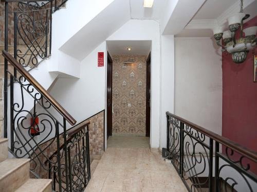 Фото Oyo 566 Hotel Soni Villa