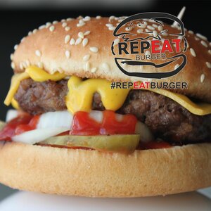 RepEAT Burger (Town of Tutayev, prospekt 50-letiya Pobedy, 10) ، وجبات سريعة