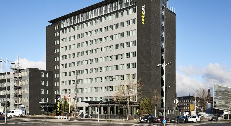 Фото отеля 1