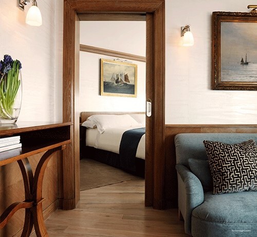 Фото The Connaught