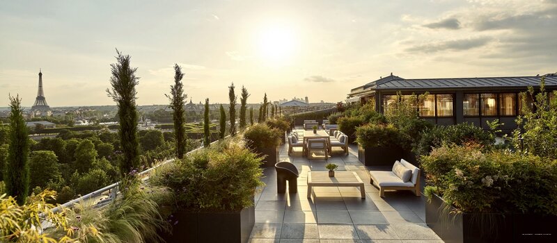 Фото The Dorchester