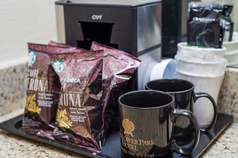 Фото Mayflower Park Hotel