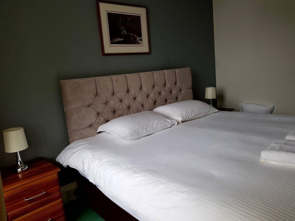 Фото McInnes House Hotel