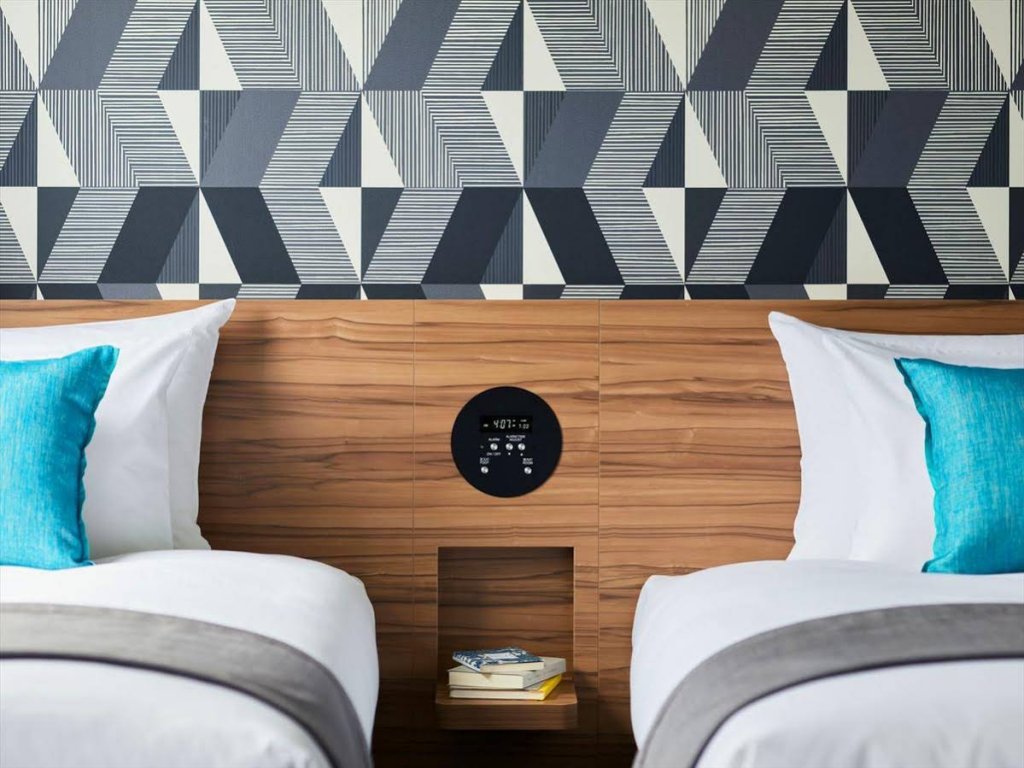 Фото Holiday Inn Express Osaka City Centre Midosuji