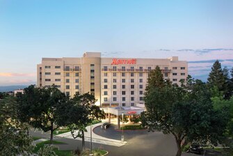 Фото Visalia Marriott at the Convention Center