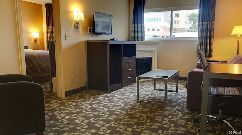 Фото 402 Hotel