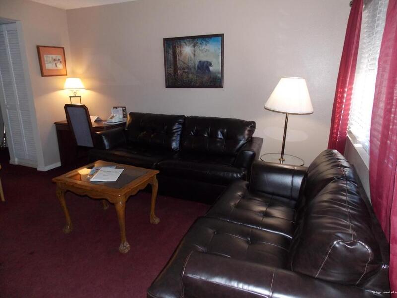 Фото Vintage Lakeside Inn