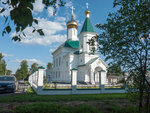 Tserkov Troitsy Zhivonachalnoy v Shuyskom (selo Shuyskoye, ploshchad Svobody, 6), iglesia ortodoxa