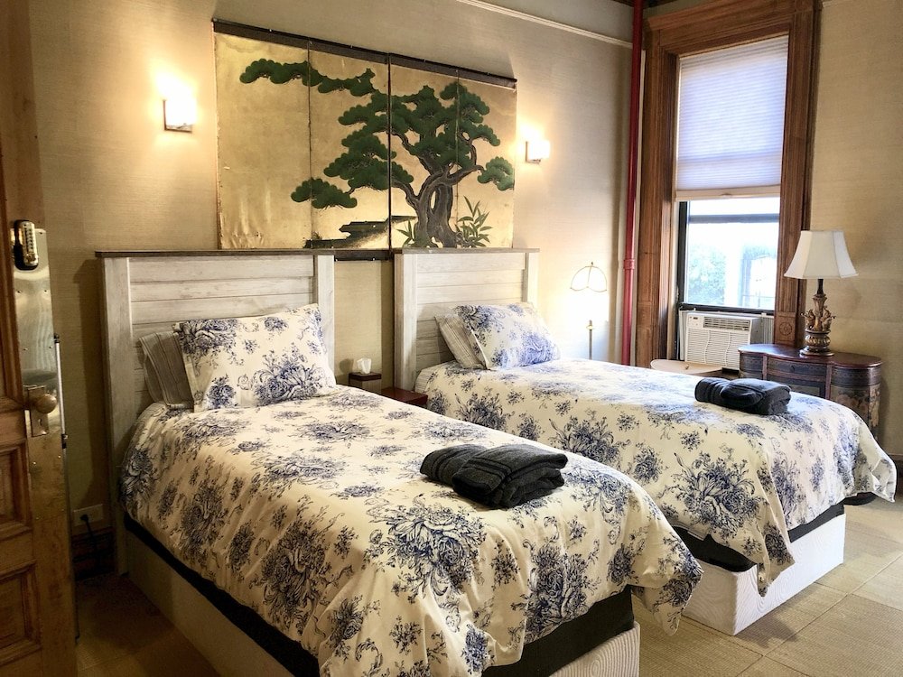 Фото Northern Lights Mansion