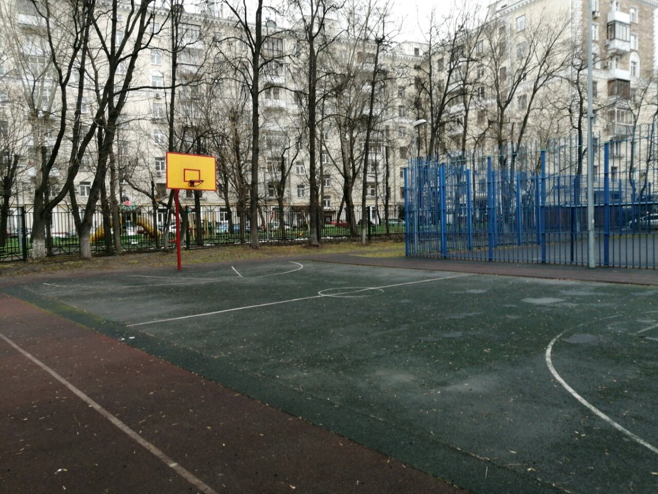 Баскетбольные площадки спб на улице карта