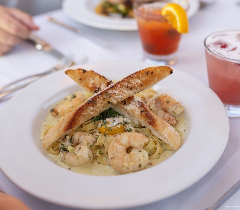 Фото Dolphin Bay Resort And SPA