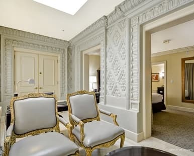 Фото Hilton Checkers