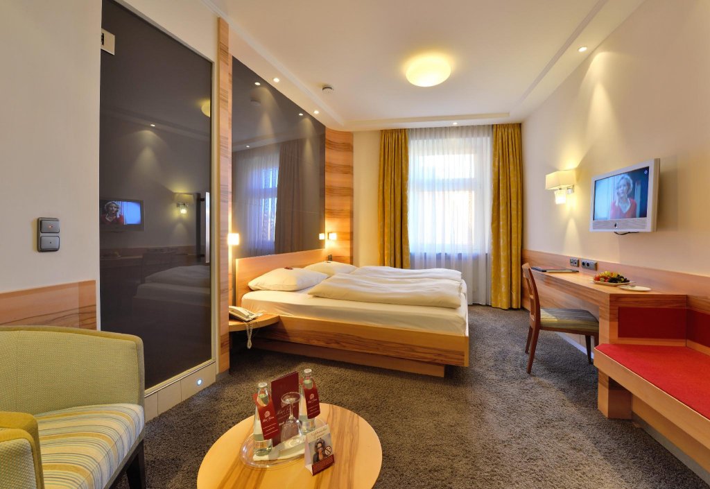 Фото Hotel Torbrau
