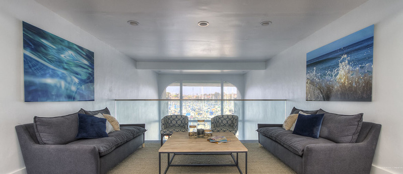 Фото Oceanside Marina Suites