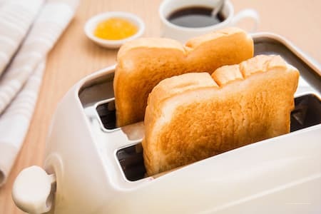 Фото Days Inn by Wyndham Blacksburg Conference Center