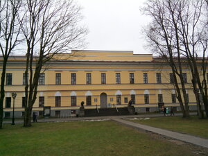 Здание губернских Присутственных мест (Velikiy Novgorod, Sofiyskaya Side District, Novgorod Kremlin, 4), landmark, attraction