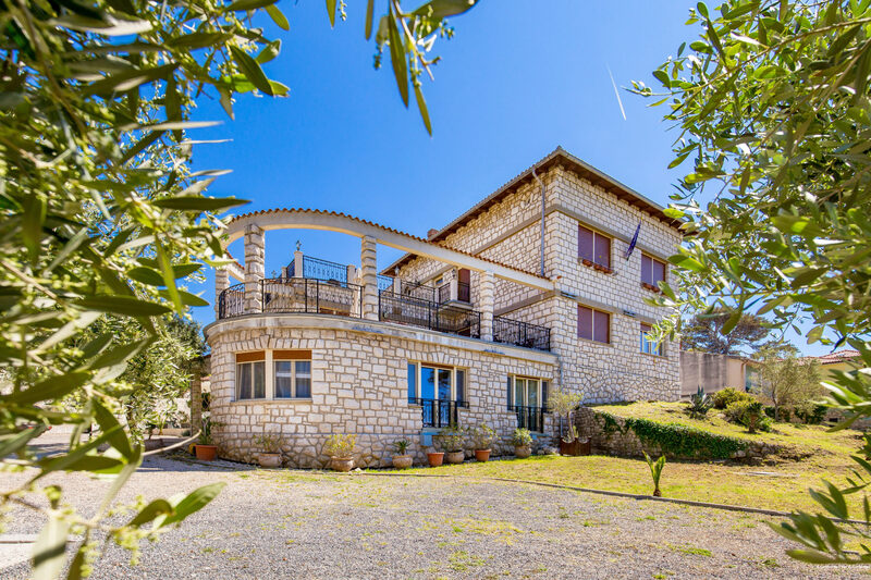 Фото Integrated Hotel Arbia - Margita Deluxe