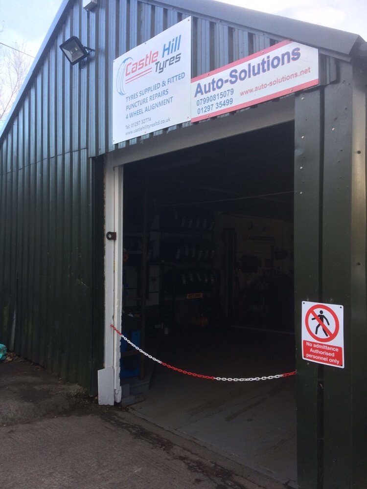 Tires and wheels Castle Hill Tyres Ltd, Axminster, photo