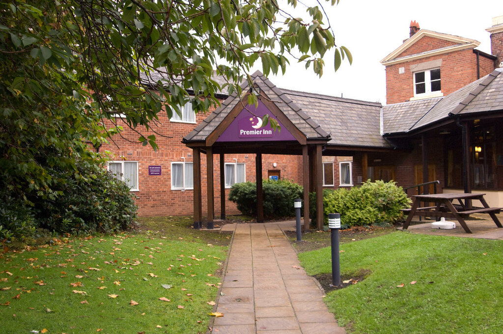 Hotel Premier Inn Wirral hotel, England, photo