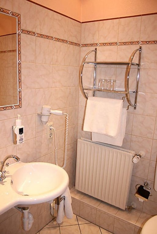 Фото Hotel Meyer Alter Bergischer Gasthof