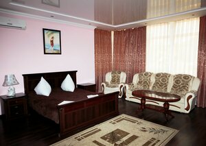 Золотая Лилия