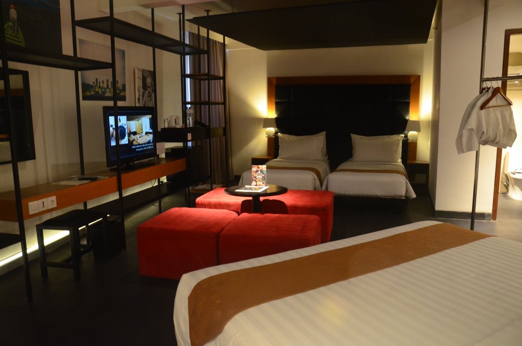 Фото Отель The 101 Bali Fontana Seminyak