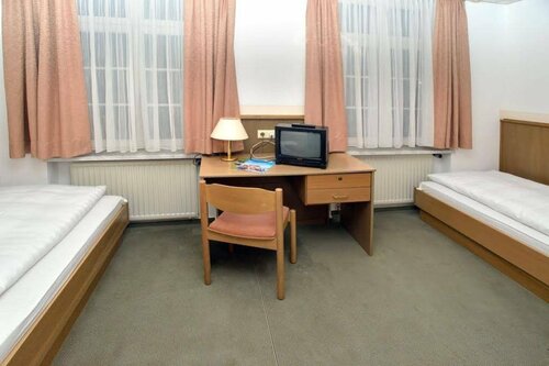 Гостиница Hostel 1a Zimmer Frei в Шпремберге