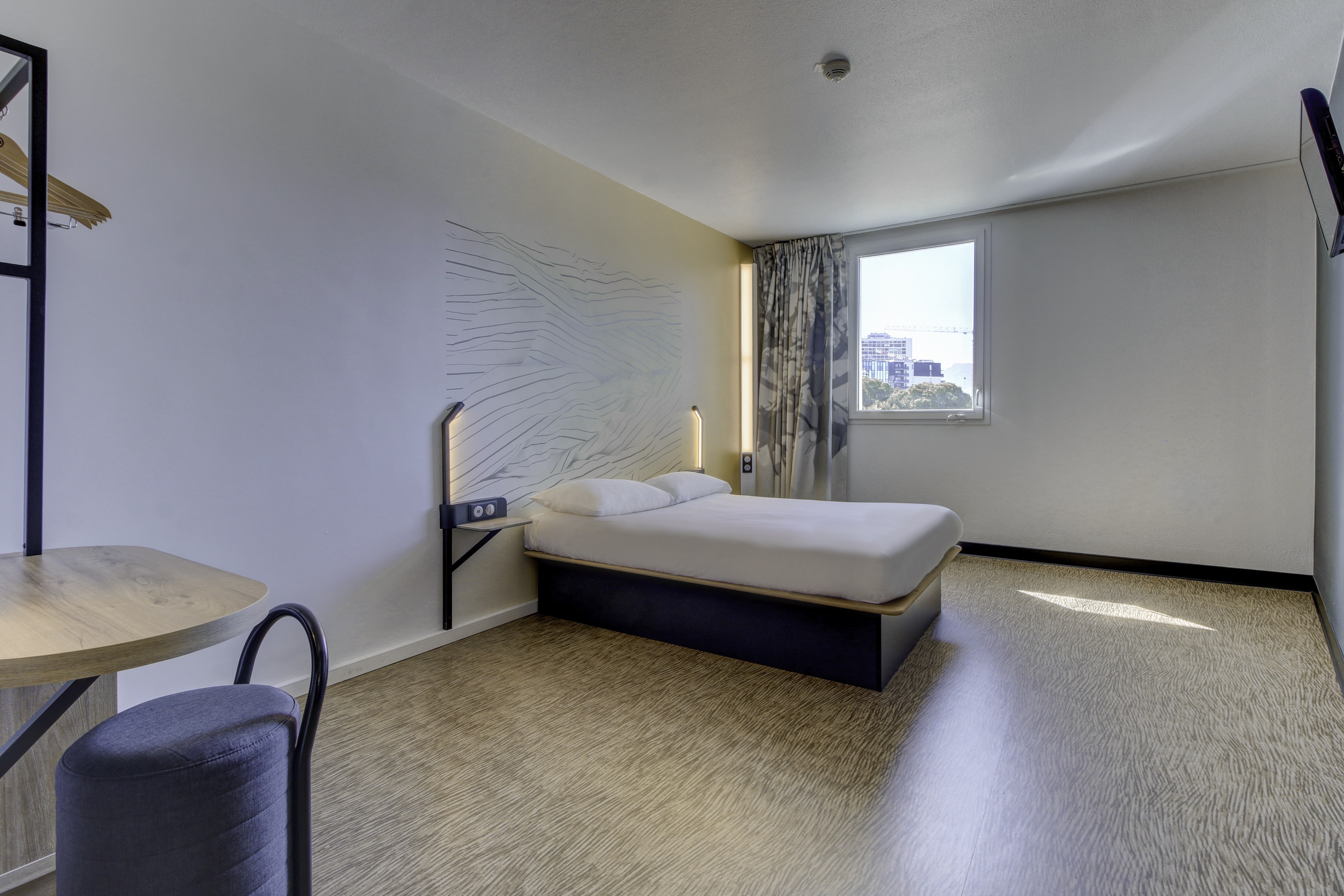 Фото B&B HOTEL Marseille Prado Vélodrome