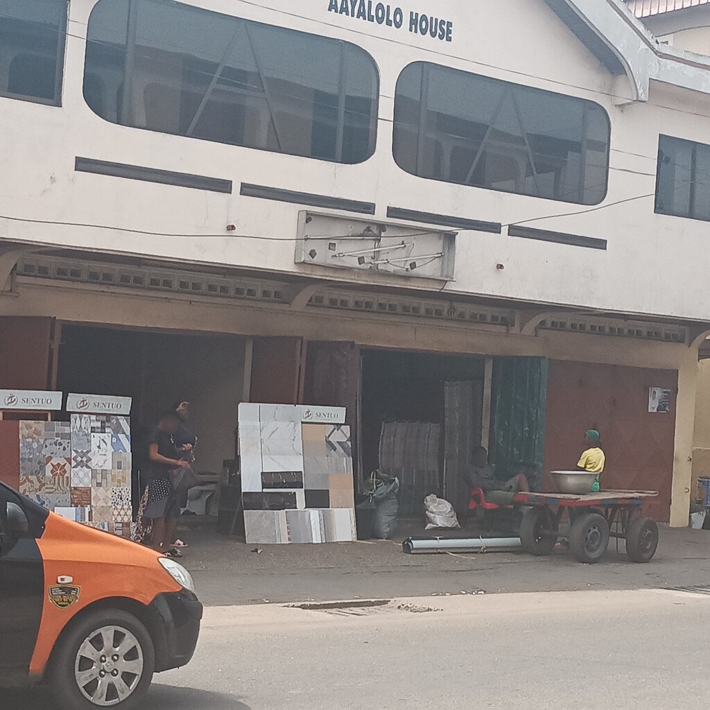 Business center Aayalolo House, Accra, photo