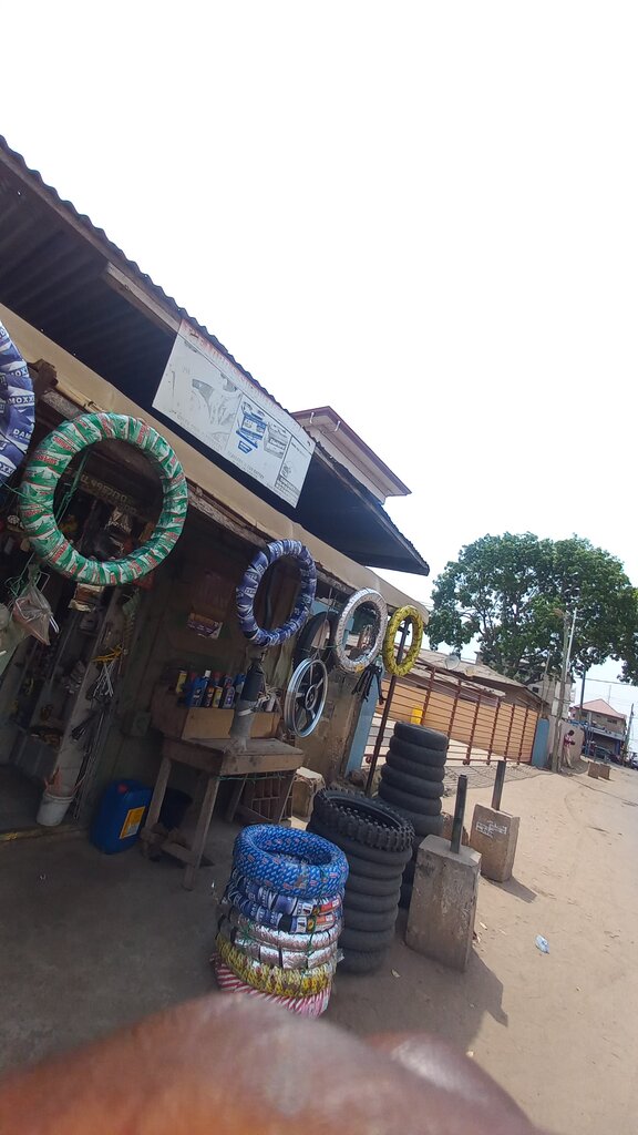Business school The Lord's Shepherd Enterprise, Accra, photo