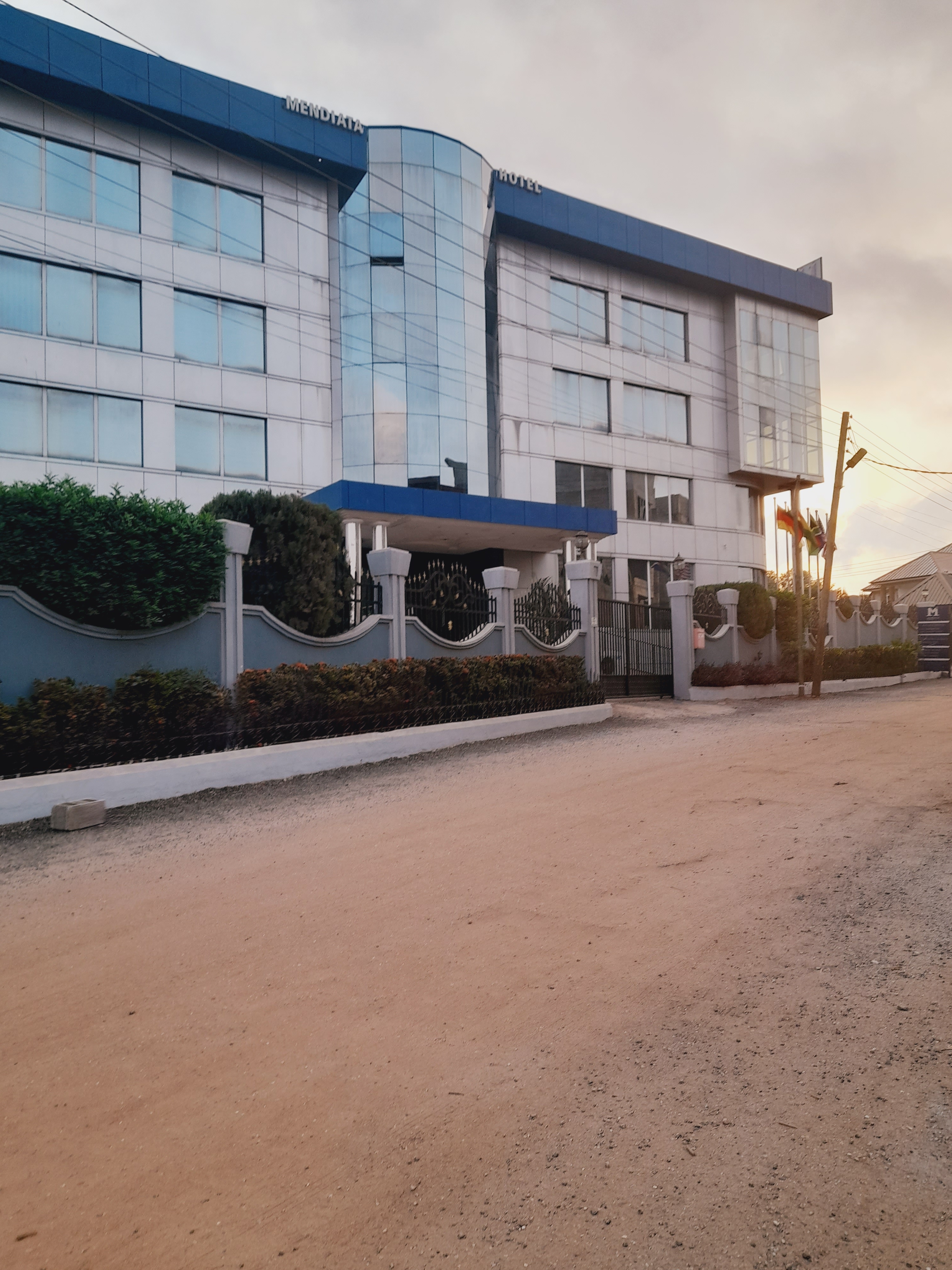 Фото отеля 3