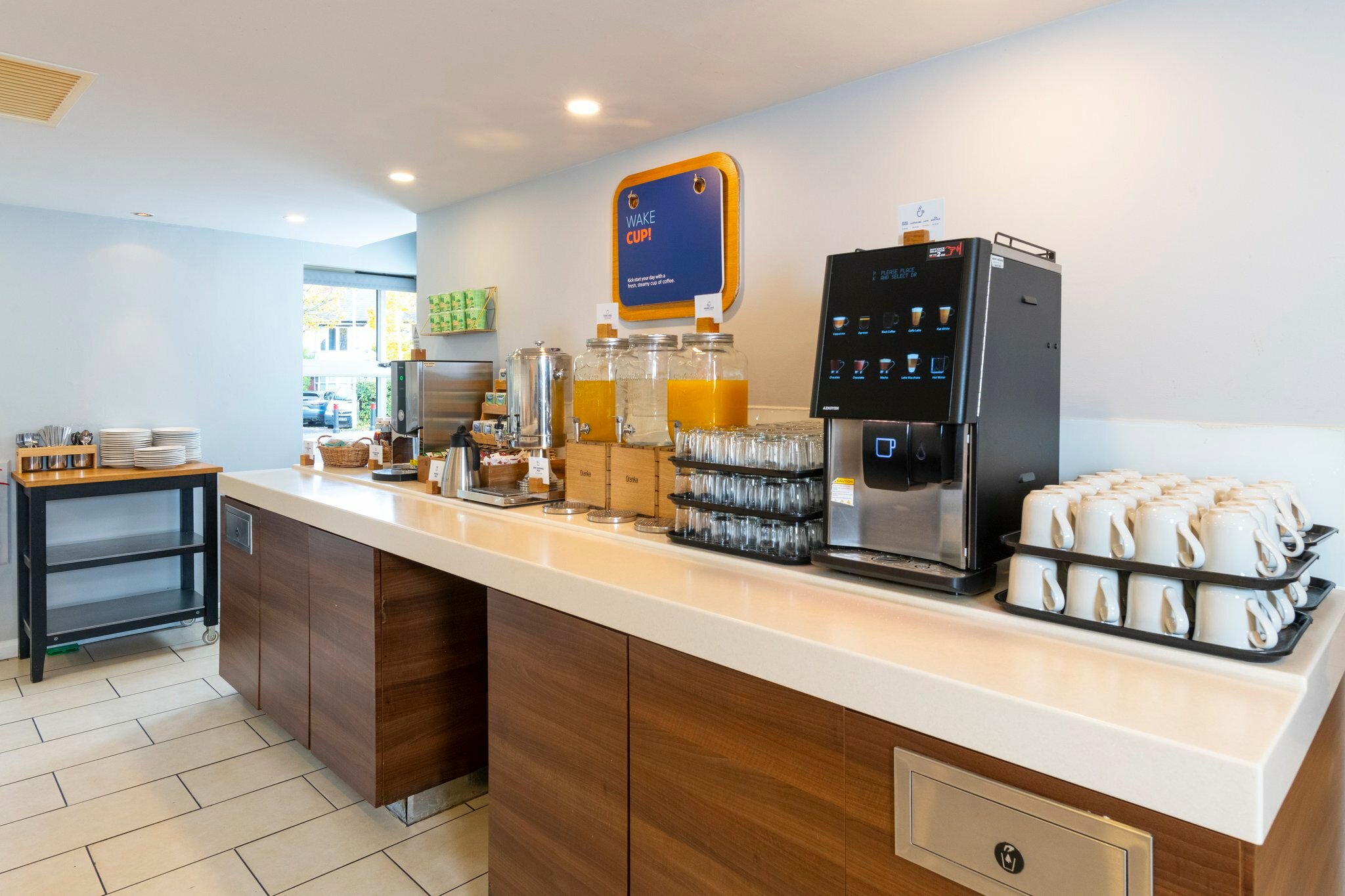 Фото Holiday Inn Express Birmingham - Oldbury, an Ihg Hotel